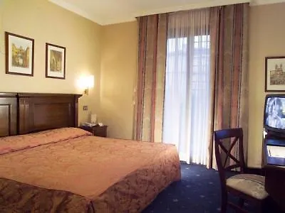 Otel Appia Park 4*